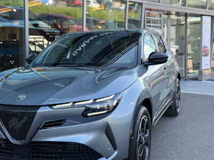 ALFA ROMEO Junior 1.2 48V Hybrid Q4