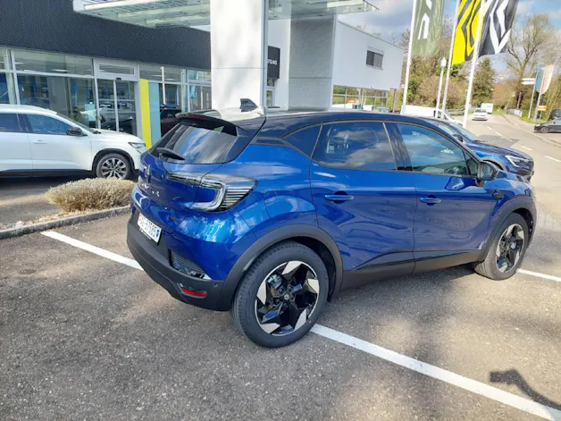 RENAULT Captur 1.8 E-Tech techno 160