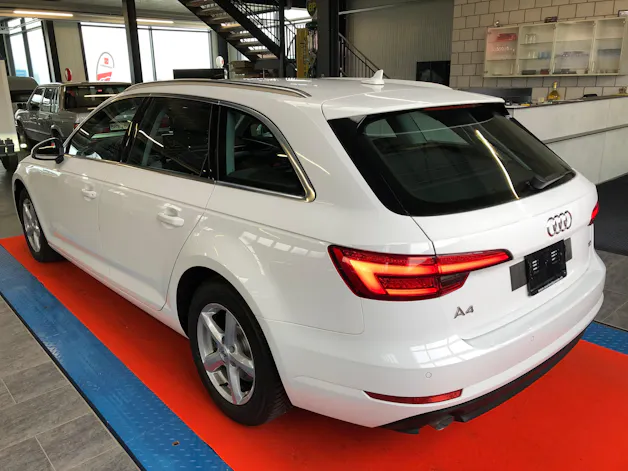 AUDI A4 Avant 2.0 TDI
