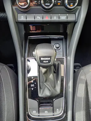 SKODA Karoq 2.0 TDI CR Ambition 4x4 DSG