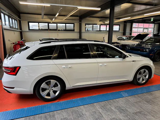 SKODA Superb Combi 2.0 TDi SportLine+ 4x4 DSG