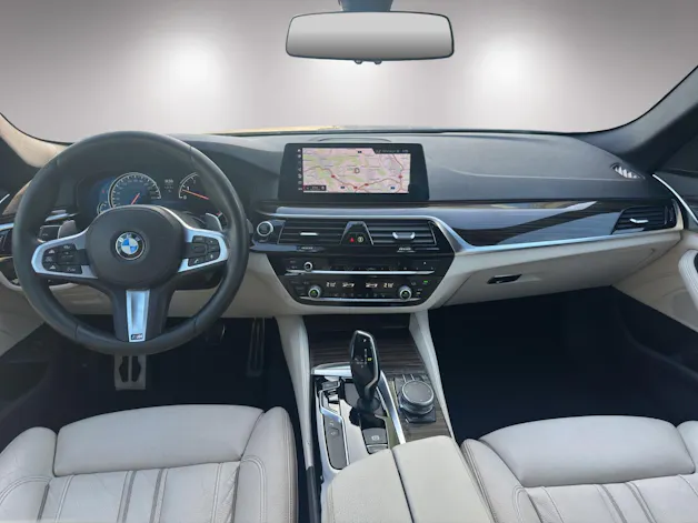 BMW 540i xDrive Touring Steptronic