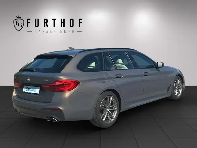 BMW 540i xDrive Touring Steptronic