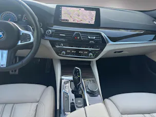 BMW 540i xDrive Touring Steptronic