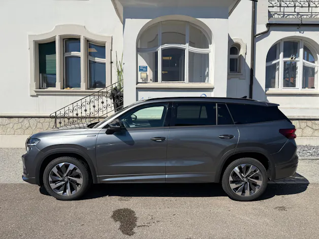 SKODA Kodiaq 2.0 TSI SportLine 4x4 7 SITZER