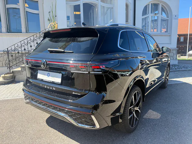 VW Tiguan 2.0 TSI R-Line DSG 4motion