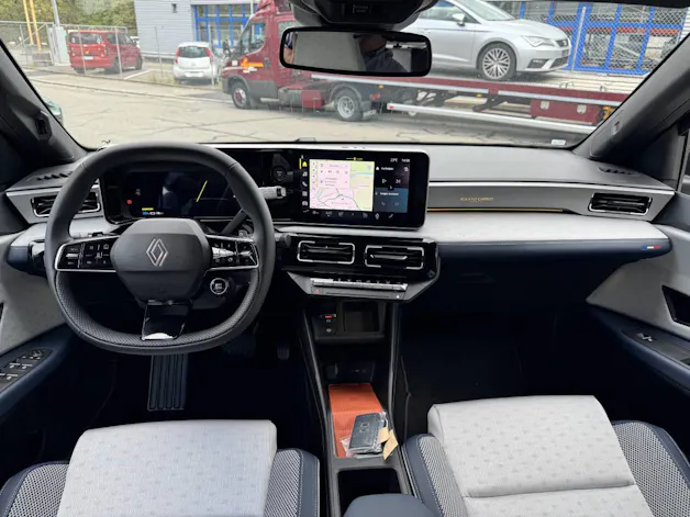 RENAULT R5 E-Tech Comfort Range Roland Garros