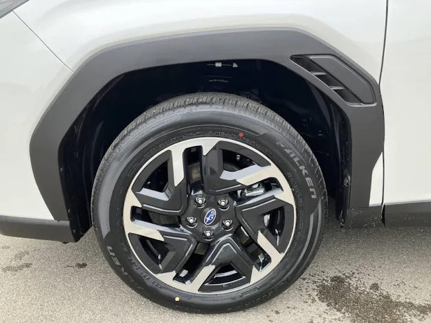 Subaru Forester Station 2.0i e-Boxer Swiss Plus