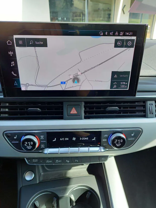 AUDI A4 Avant 40 TDI quattro S-tronic