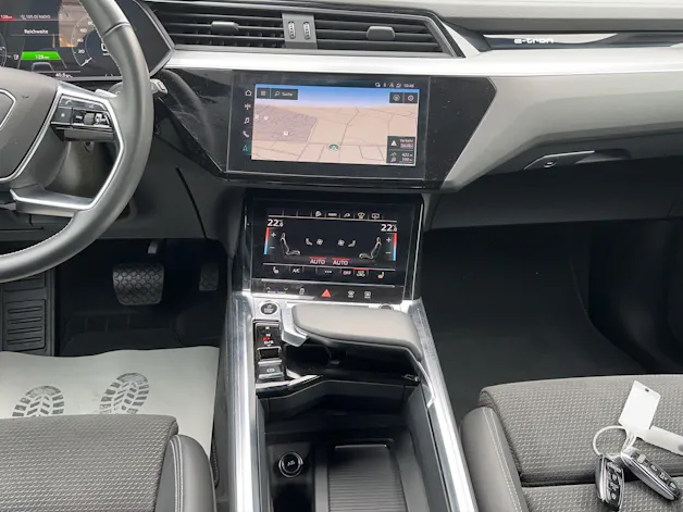 AUDI e-tron 55 S Line quattro