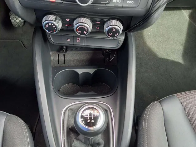 AUDI A1 1.6 TDI Ambition **frisch ab MFK, Service und Zahnriemen mit Wasserpumpe ersetzt**