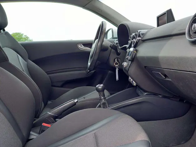 AUDI A1 1.6 TDI Ambition **frisch ab MFK, Service und Zahnriemen mit Wasserpumpe ersetzt**