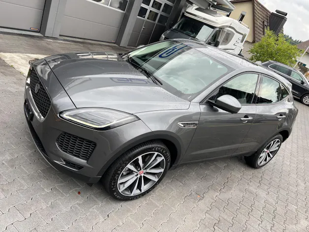 Jaguar E-Pace 2.0 P200 HSE AWD Automatik