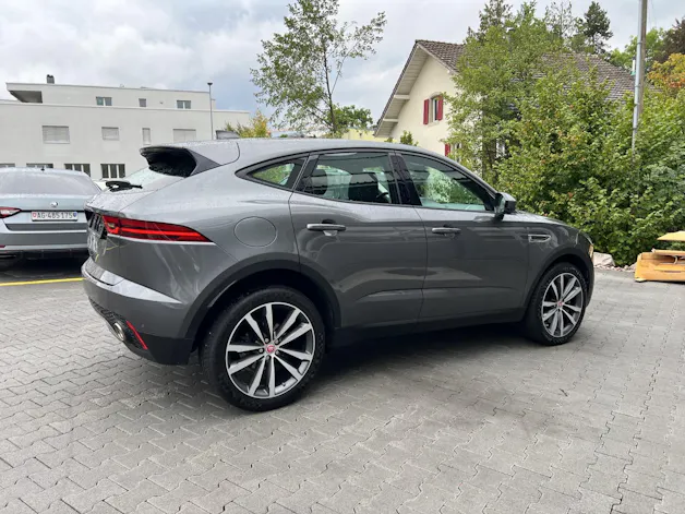 Jaguar E-Pace 2.0 P200 HSE AWD Automatik