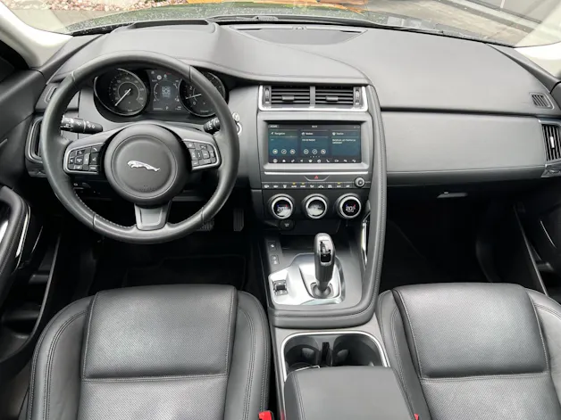 Jaguar E-Pace 2.0 P200 HSE AWD Automatik