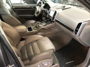 PORSCHE Cayenne S