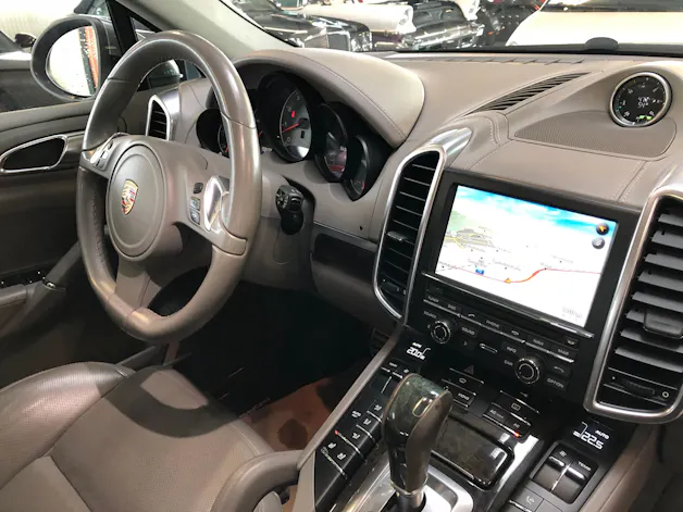 PORSCHE Cayenne S