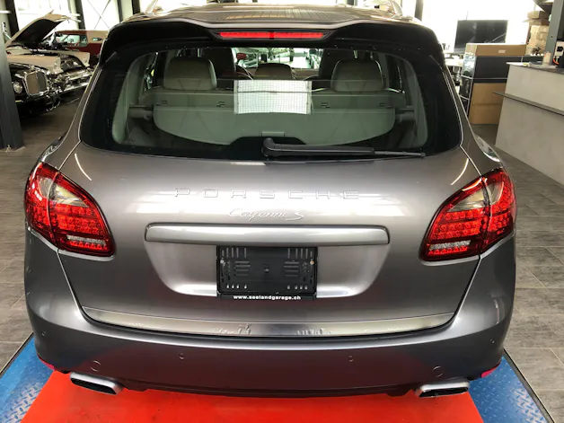 PORSCHE Cayenne S