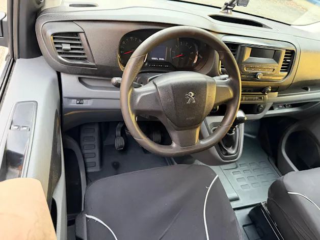 PEUGEOT Expert 2.0 BlueHDi 150 S&S Active Standard