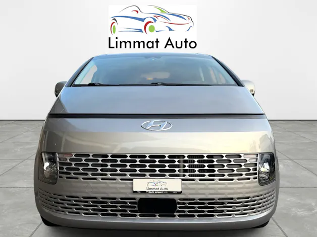 HYUNDAI Staria Premium 2.2 CRDi Amplia 4WD A