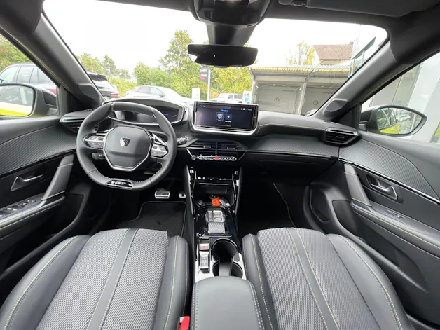 PEUGEOT 208 Elektrik 115kW GT