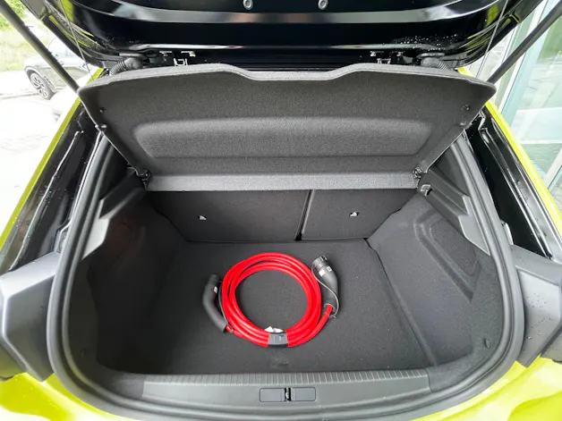 PEUGEOT 208 Elektrik 115kW GT