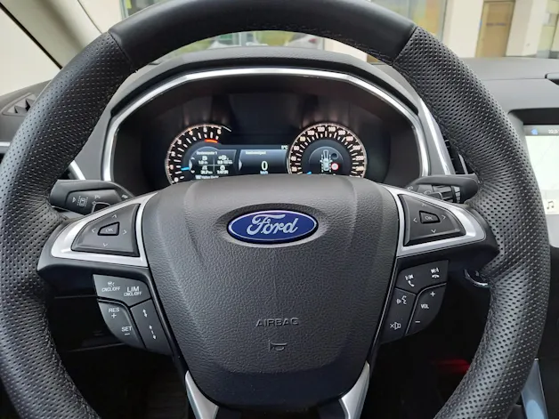 FORD S-Max 2.0 TDCi Titanium AWD PowerShift