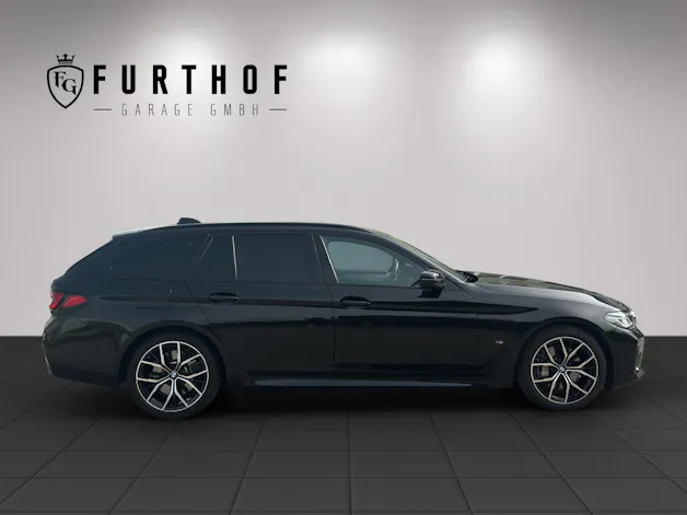 BMW 540i xDrive 48V Touring Pure M Sport Steptronic