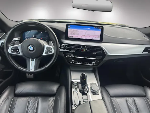 BMW 540i xDrive 48V Touring Pure M Sport Steptronic