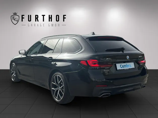 BMW 540i xDrive 48V Touring Pure M Sport Steptronic