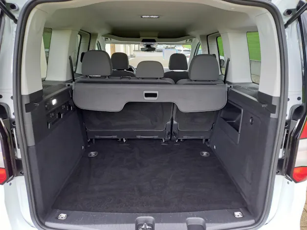FORD Tourneo Connect 2.0 EcoBlue Titanium Automat