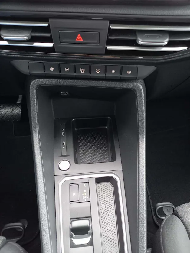 FORD Tourneo Connect 2.0 EcoBlue Titanium Automat