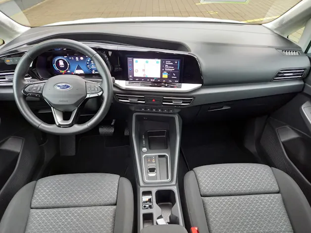 FORD Tourneo Connect 2.0 EcoBlue Titanium Automat