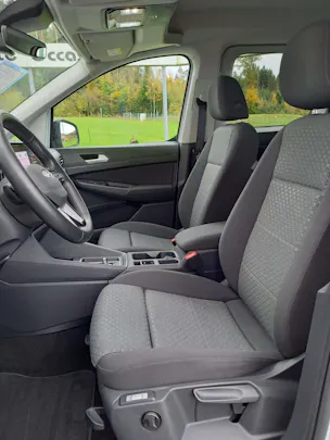 FORD Tourneo Connect 2.0 EcoBlue Titanium Automat