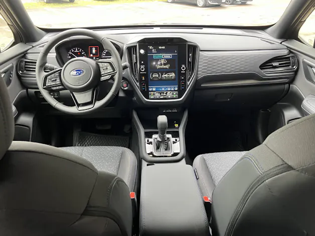 Subaru Forester Station 2.0i e-Boxer Swiss Plus