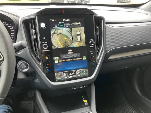 Subaru Forester Station 2.0i e-Boxer Swiss Plus