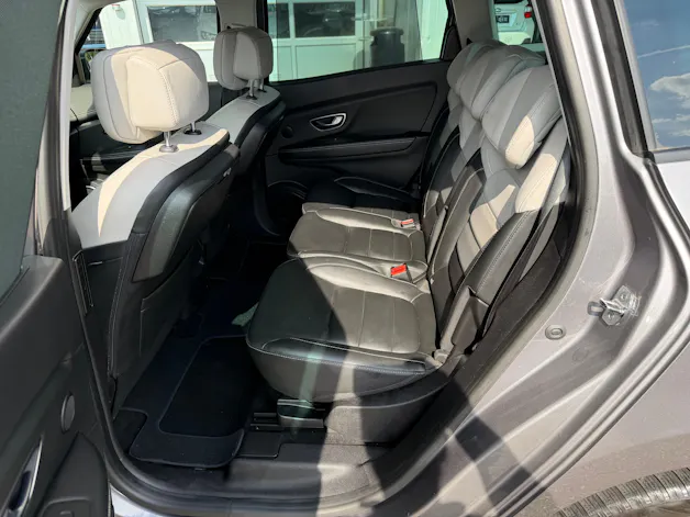 RENAULT Grand Scénic 1.6 dCi Initiale Paris EDC