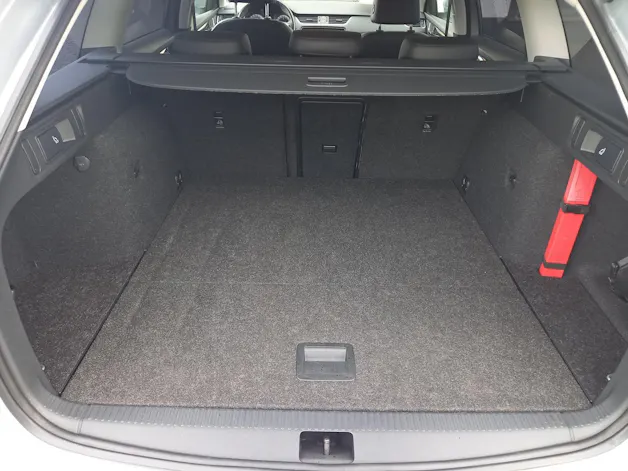 SKODA Octavia Combi 2.0 TDI Style 4x4 DSG