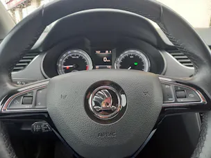 SKODA Octavia Combi 2.0 TDI Style 4x4 DSG