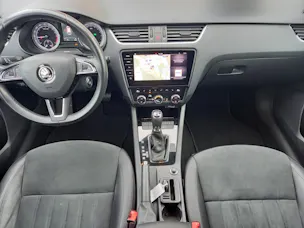 SKODA Octavia Combi 2.0 TDI Style 4x4 DSG