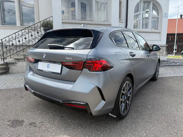 BMW 120i