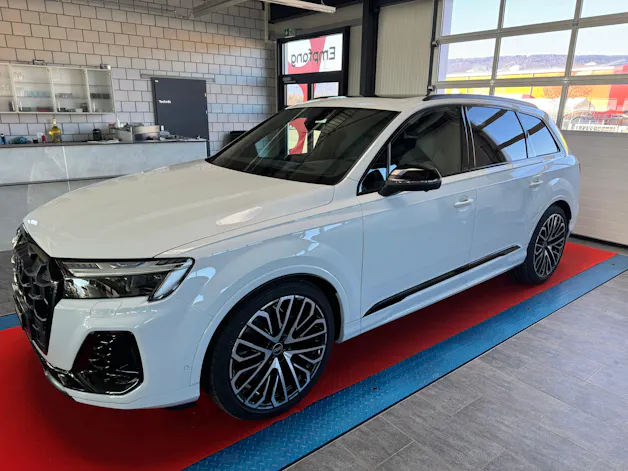 AUDI SQ7 TFSI quattro tiptronic