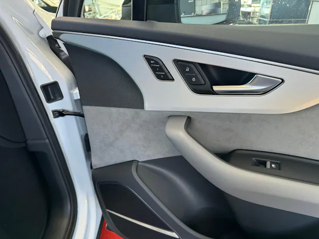 AUDI SQ7 TFSI quattro tiptronic
