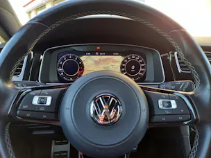 VW Golf 2.0 TSI R 4Motion *Handschalter*