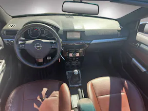 OPEL Astra TT 2.0i 16V Turbo Cosmo