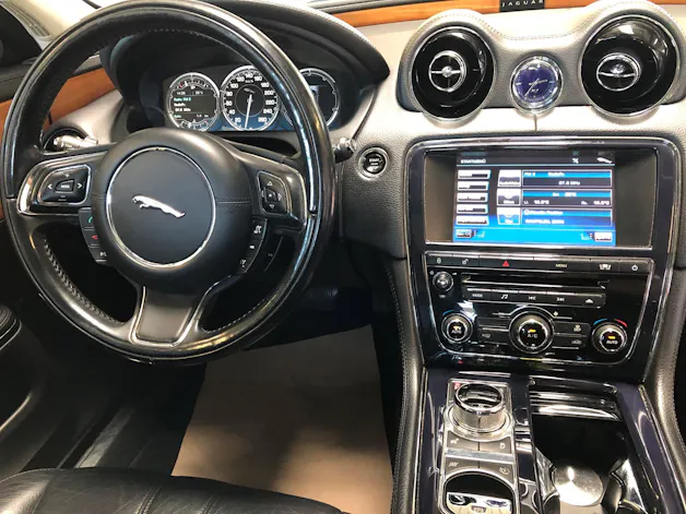 Jaguar XJ 3.0d V6 Luxury Automatic