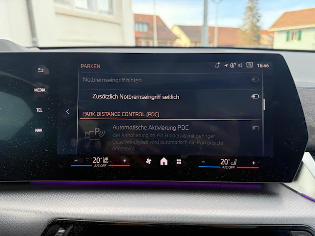 BMW X1 23i xDrive paddles M-SPORT PRO