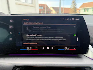 BMW X1 23i xDrive paddles M-SPORT PRO