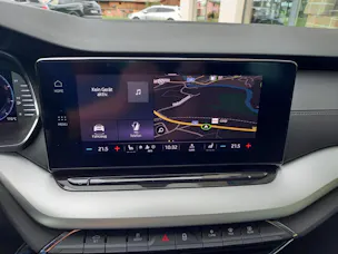 SKODA Octavia Combi 2.0 TDI DSG Ambition 4x4