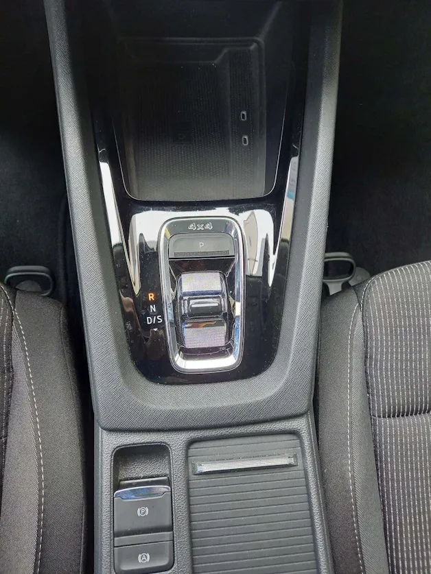SKODA Octavia Combi 2.0 TDI DSG Ambition 4x4